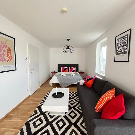 Penthouse Near Central Station With Free Parking Vienna Exterior photo