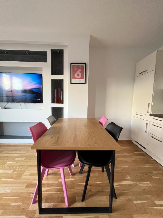 Penthouse Near Central Station With Free Parking Vienna Exterior photo